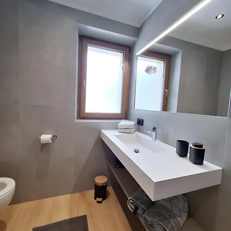 Prázdninový dům Ale *